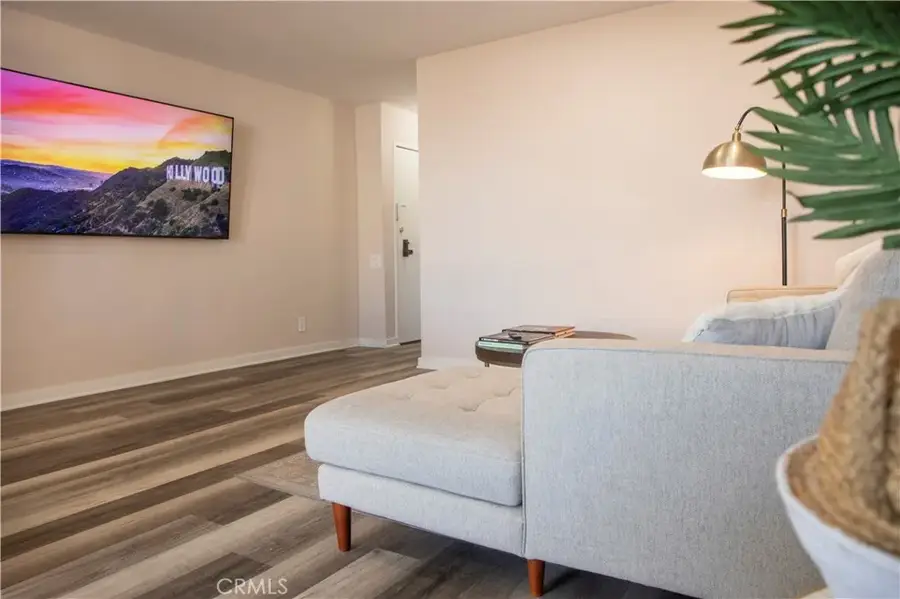 6151 Orange #215, Los Angeles, CA 90048 - Image #2