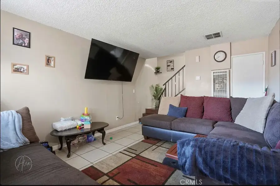 1024 Bernard Street, Bakersfield, CA 93305 - Image #2