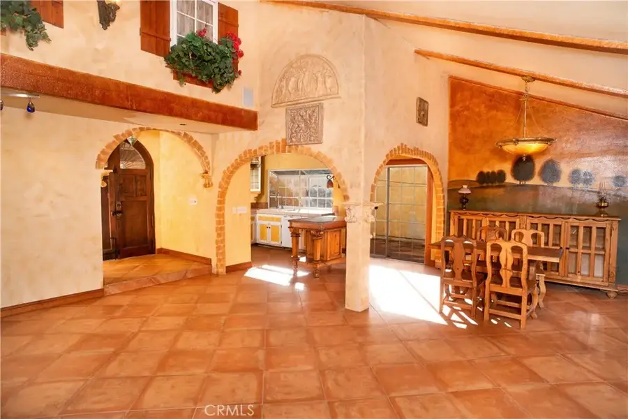 23545 Via Decano, Valencia, CA 91355 - Image #3