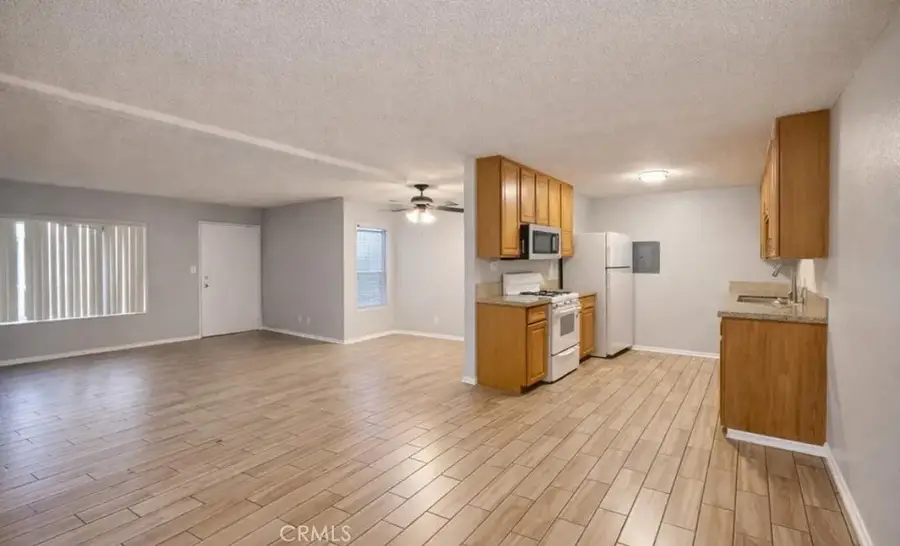 2040 W Avenue J13, Lancaster, CA 93536 - Image #3