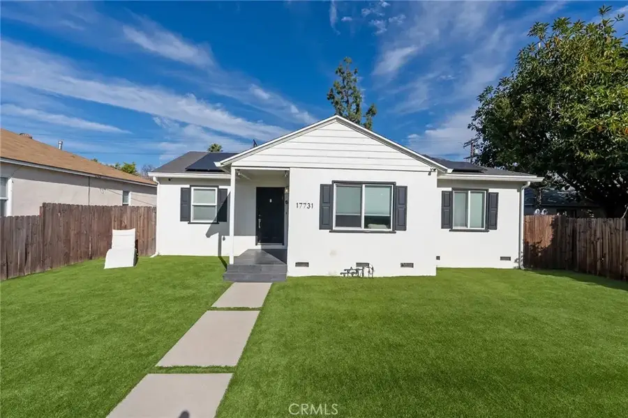 17731 Burbank Boulevard, Encino, CA 91316 - Image #2