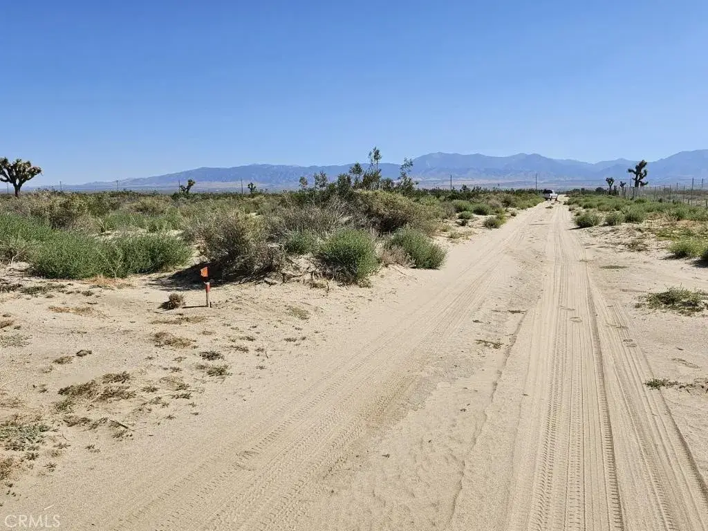 173 Vac Corner Avenue Q4/173 Ste, Palmdale, CA 93591 - Image #1