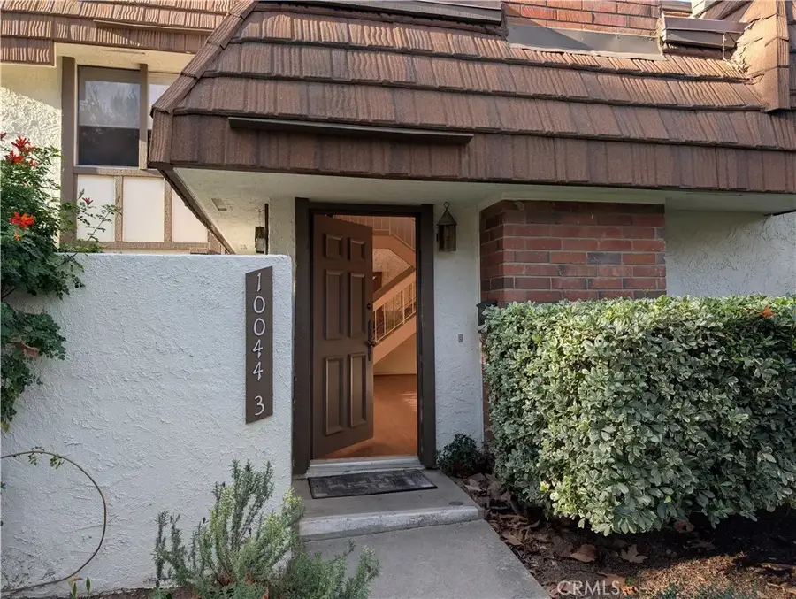 10044 Larwin #3, Chatsworth, CA 91311 - Image #2