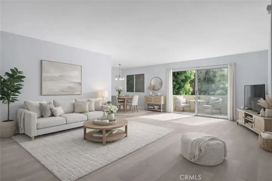 5400 Lindley Avenue #116, Encino, CA 91316 - Image #2