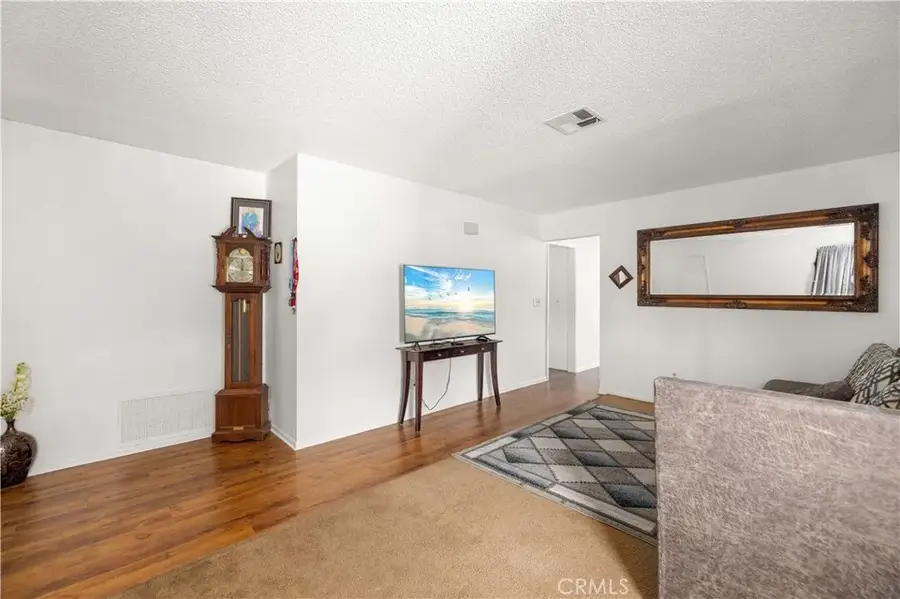 38511 Carolside, Palmdale, CA 93550 - Image #3