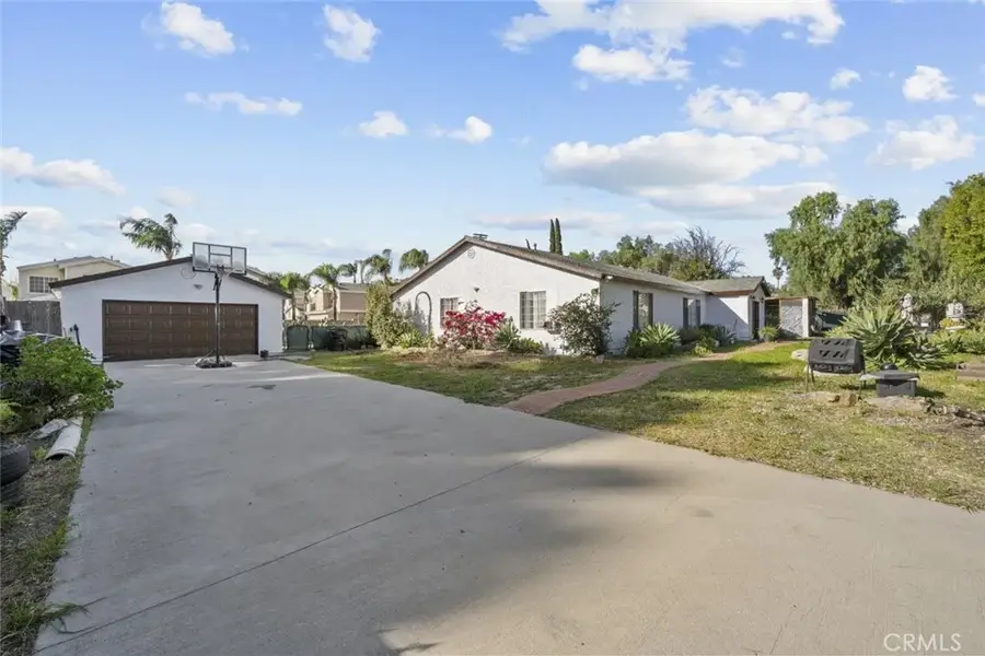 9757 White Oak, Northridge, CA 91325 - Image #2