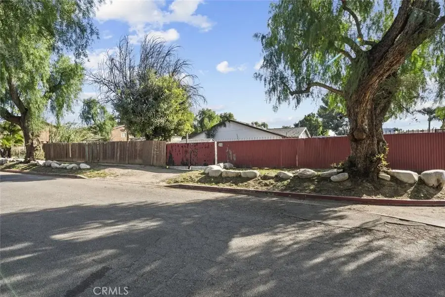 9757 White Oak, Northridge, CA 91325 - Image #3