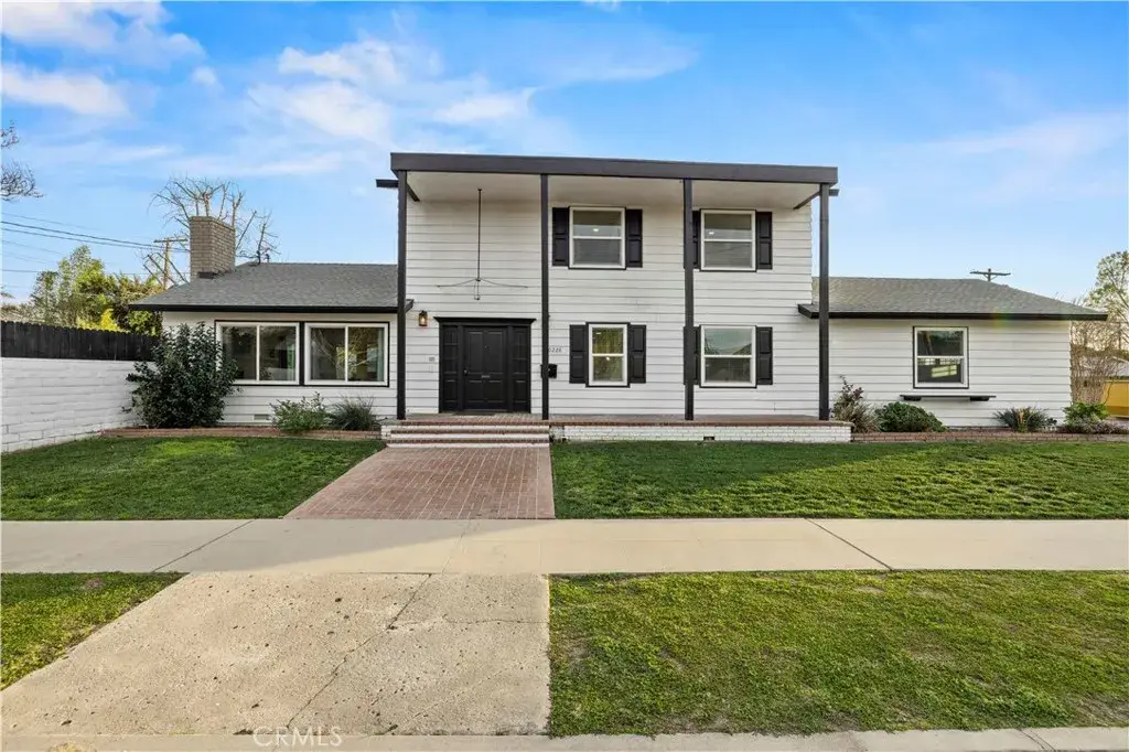 10228 Amestoy, Northridge, CA 91325 - #1