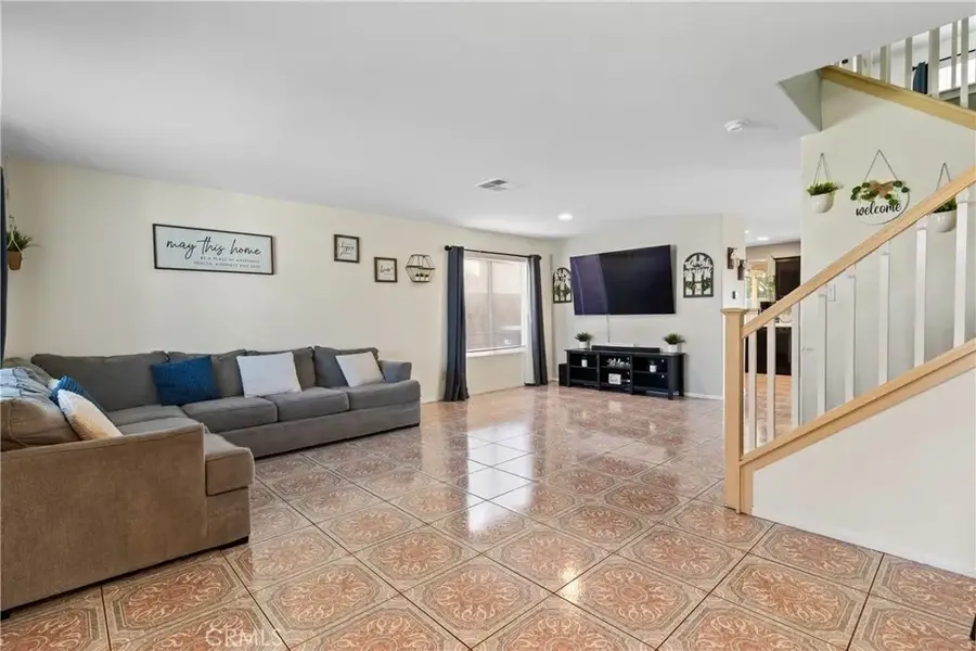 45728 Barham, Lancaster, CA 93534 - Image #2