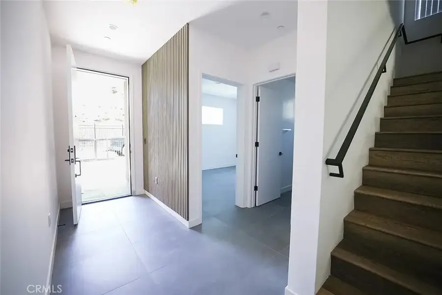 8034 Fair Avenue, Sun Valley, CA 91352 - Image #2