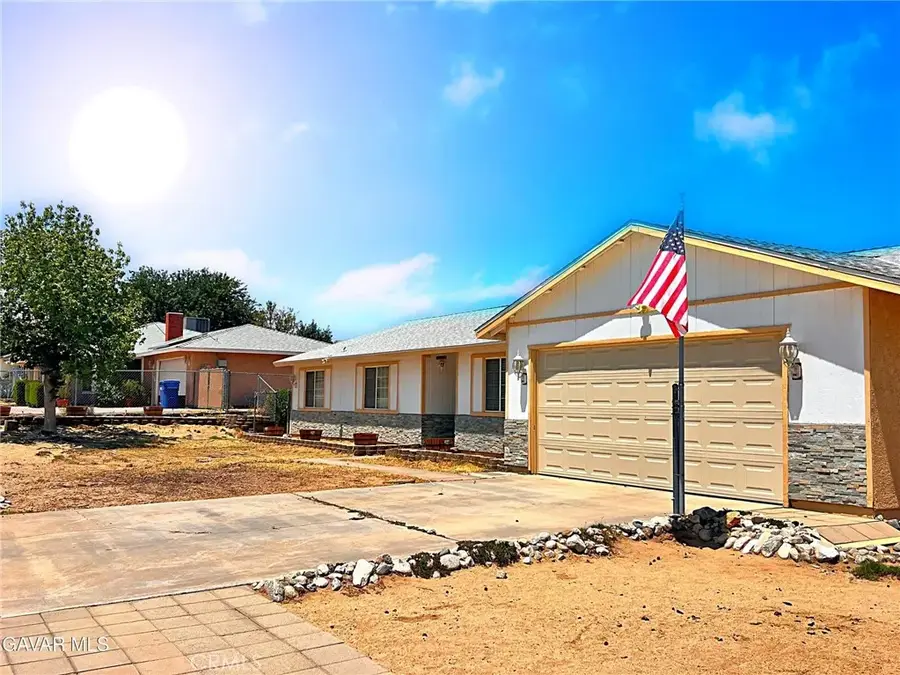 16435 Stagecoach Avenue, Palmdale, CA 93591 - #3