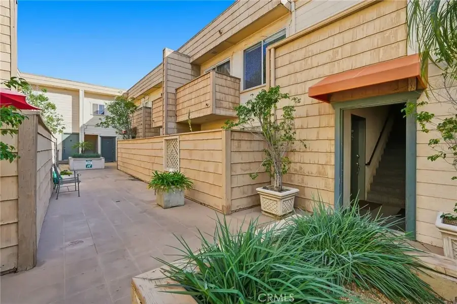 9900 Jordan Ave #62, Chatsworth, CA 91311 - Image #2