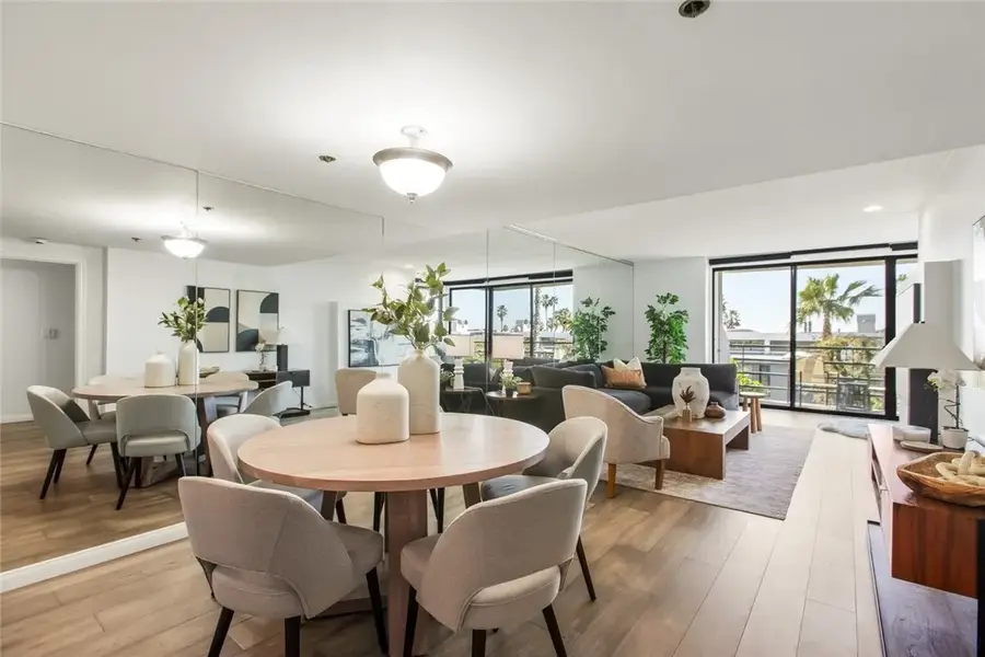 2940 Neilson Way #302, Santa Monica, CA 90405 - Image #2