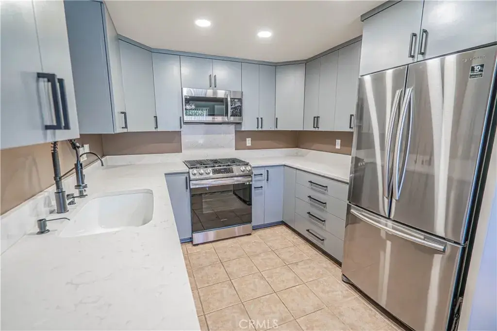 1770 E Avenida De Las Flores, Thousand Oaks, CA 91362 - #1