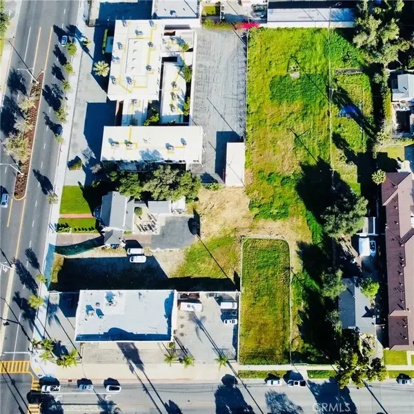 624 N Pasadena, Azusa, CA 91702