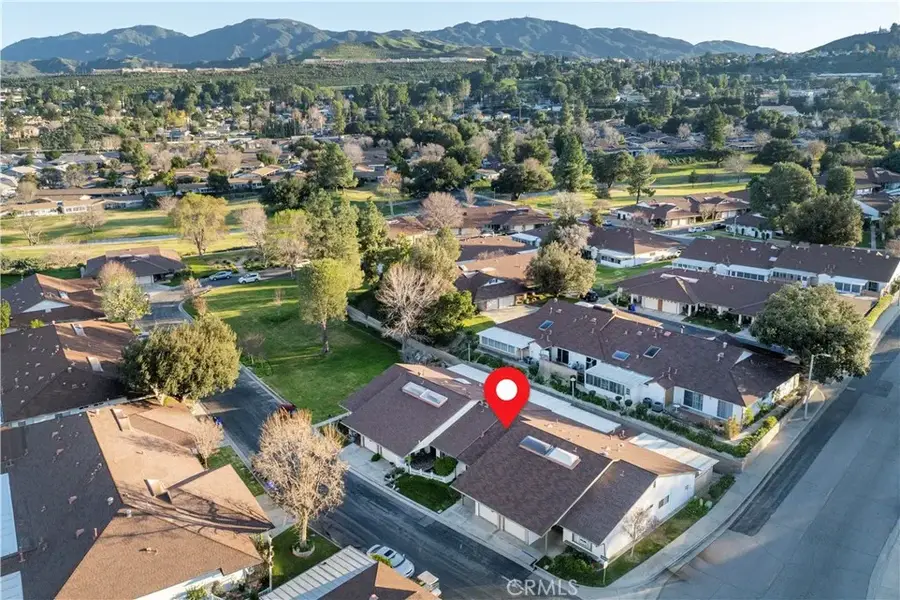 19322 Flowers Court, Newhall, CA 91321 - Image #3