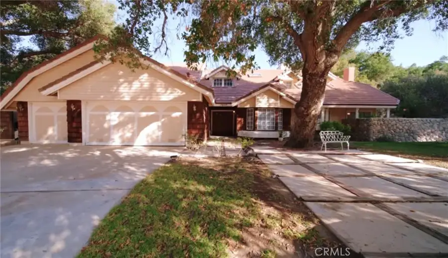 15669 Live Oak Springs Canyon, Canyon Country, CA 91387 - #2