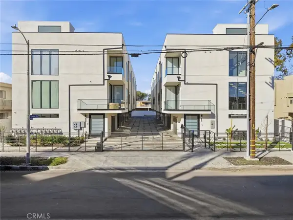 6511 N Contour Lane, North Hollywood, CA 91606