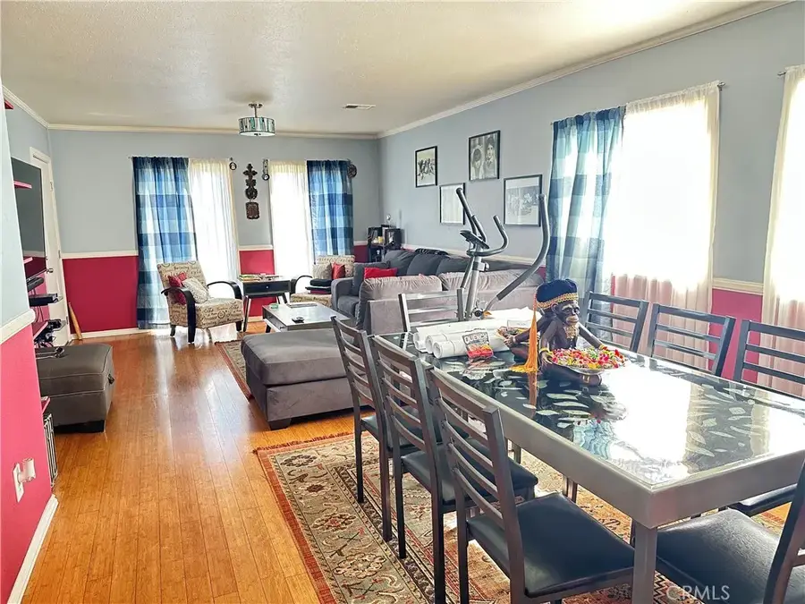 1415 N Mariposa, Los Angeles, CA 90027 - Image #2