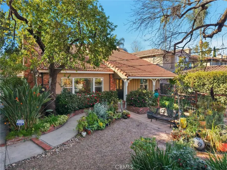 4963 Haskell, Encino, CA 91436 - #3