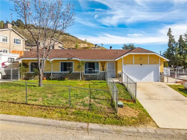 43230 Lookabout Rd, Lake Hughes, CA 93532