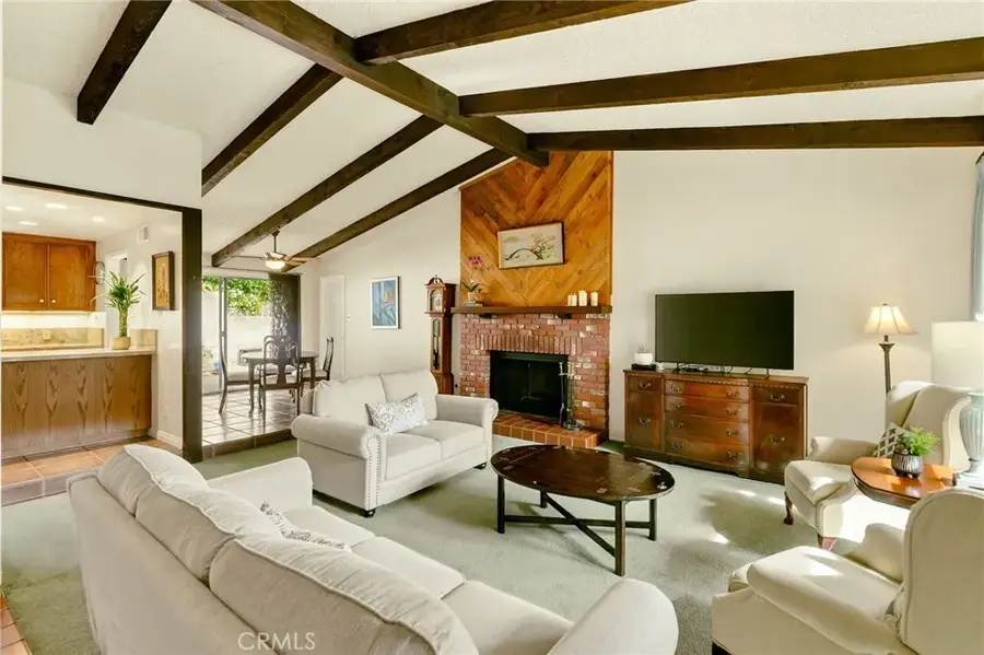 2217 Crescent Avenue, Montrose, CA 91020 - #3