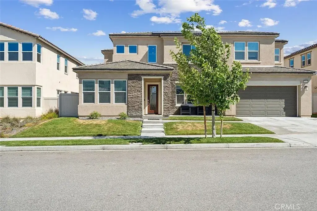 17715 Hillside, Saugus, CA 91350 - Image #1