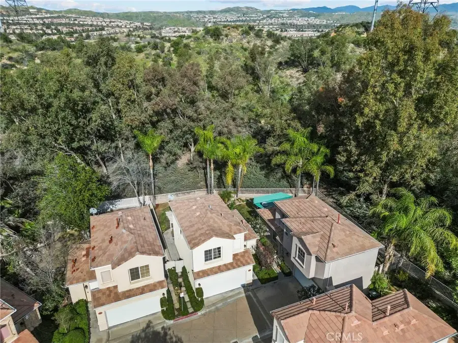 27915 Skycrest Circle, Valencia, CA 91354 - #2