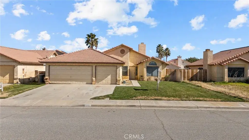 3252 Voyager, Rosamond, CA 93560 - Image #1