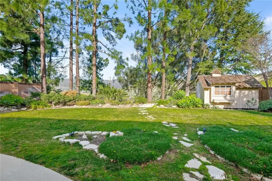 12104 Woodley Avenue, Granada Hills, CA 91344 - Image #3