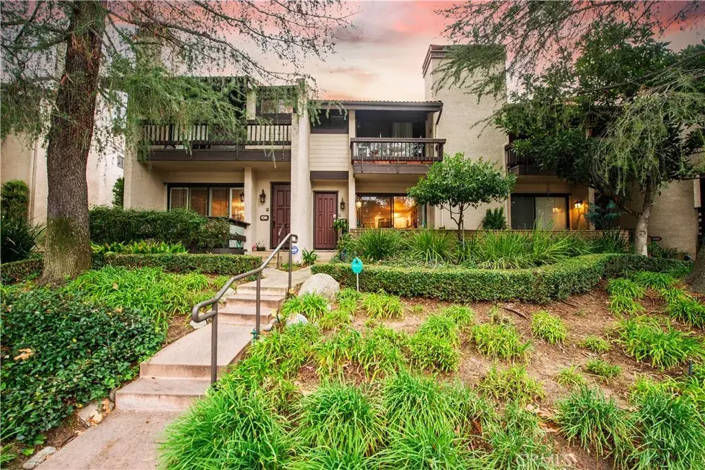 5711 Owensmouth #107, Woodland Hills, CA 91367 - #1