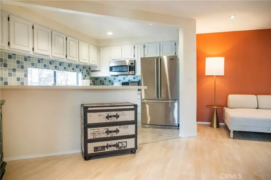 950 N Kings #245, West Hollywood, CA 90069 - #3