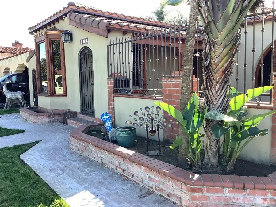 730 W 109th, Los Angeles, CA 90044 - #2