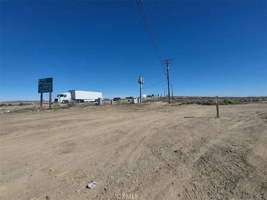 2500 W Avenue D, Lancaster, CA 93536 - #2
