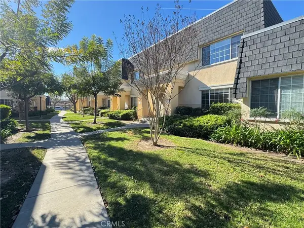 19216 Hamlin Street #8, Reseda, CA 91335