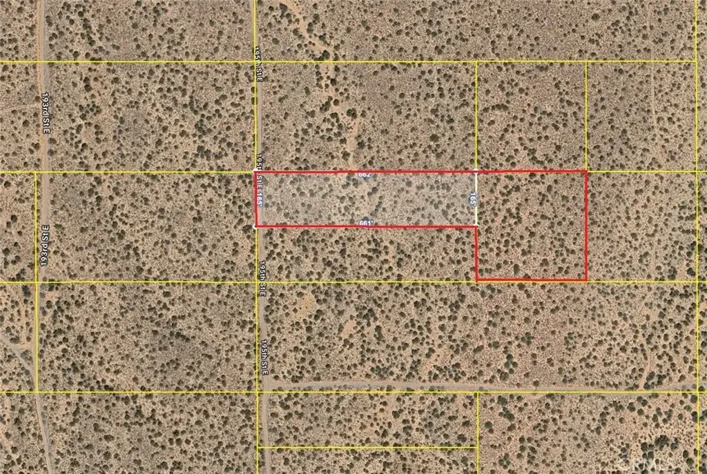 31100 195th St E, Llano, CA 93544 - #1