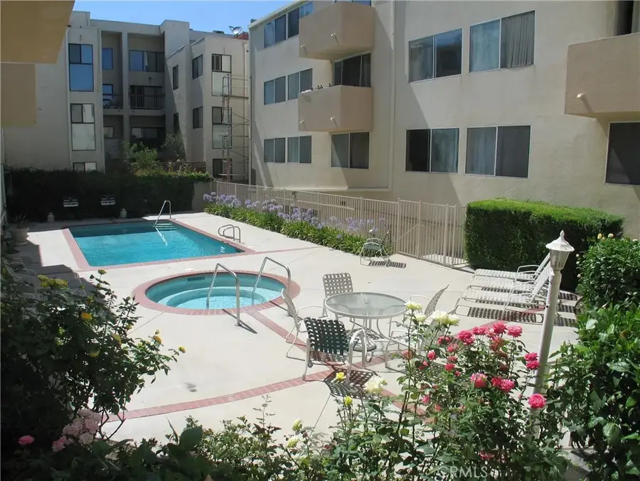 14141 Dickens #301, Sherman Oaks, CA 91423 - #2