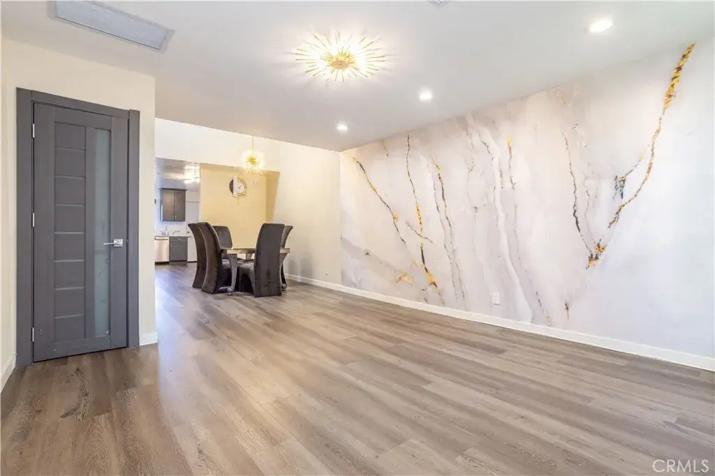 7301 Lennox, Van Nuys, CA 91405 - #1