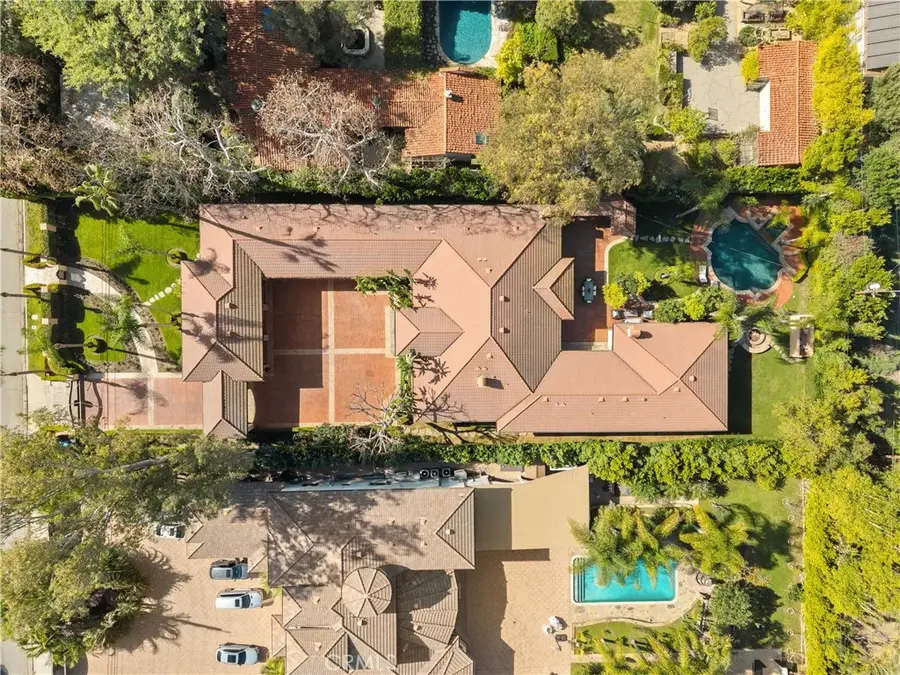 13845 Magnolia Boulevard, Sherman Oaks, CA 91423 - #3