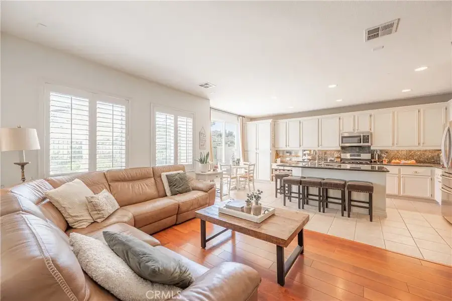 28692 Placerview, Saugus, CA 91390 - #2