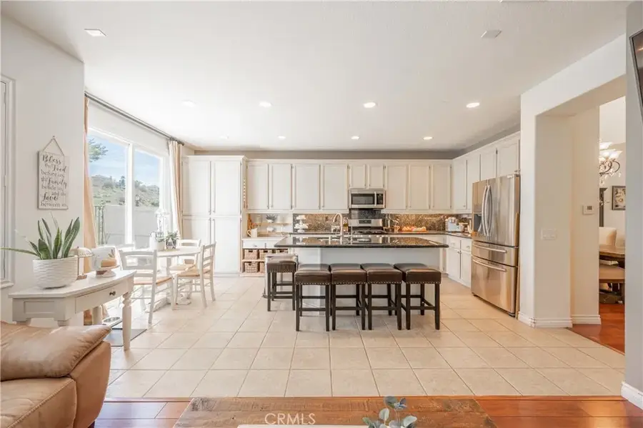 28692 Placerview, Saugus, CA 91390 - #3