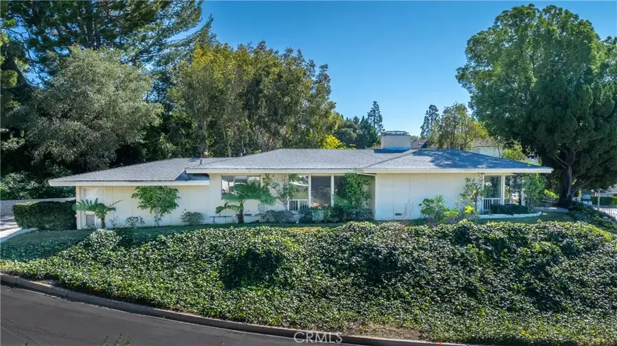 16237 Meadowridge Road, Encino, CA 91436 - #2