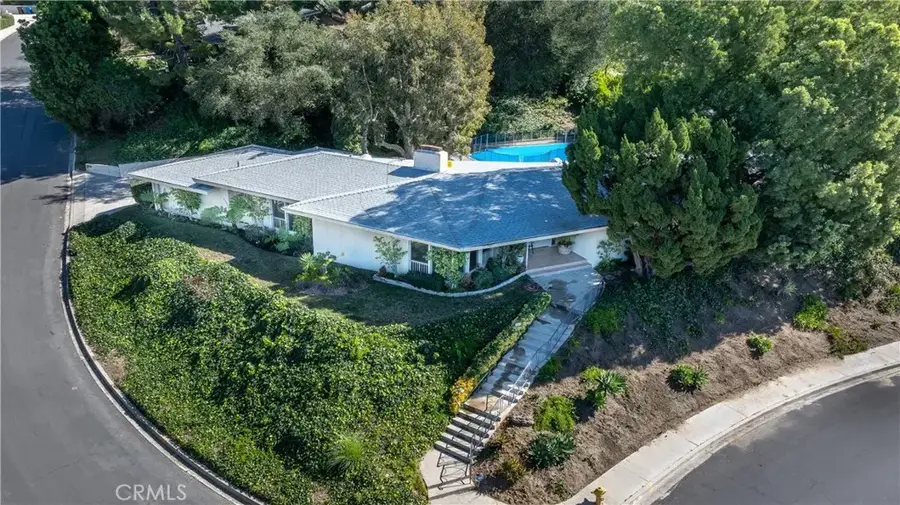 16237 Meadowridge Road, Encino, CA 91436 - #3