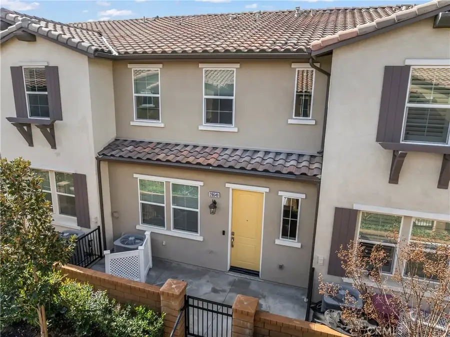 28649 Jardineras Drive, Valencia, CA 91354 - #3