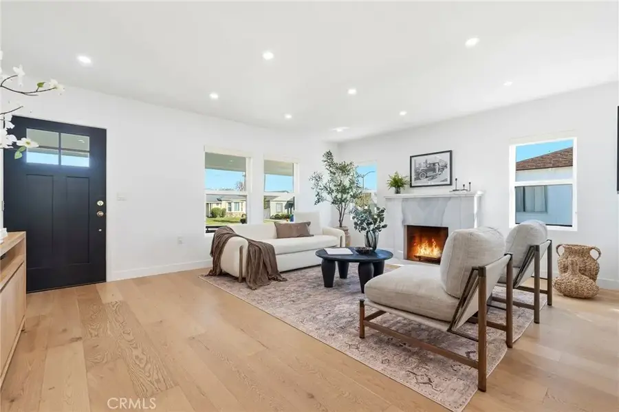 1307 N Avon, Burbank, CA 91505 - #3