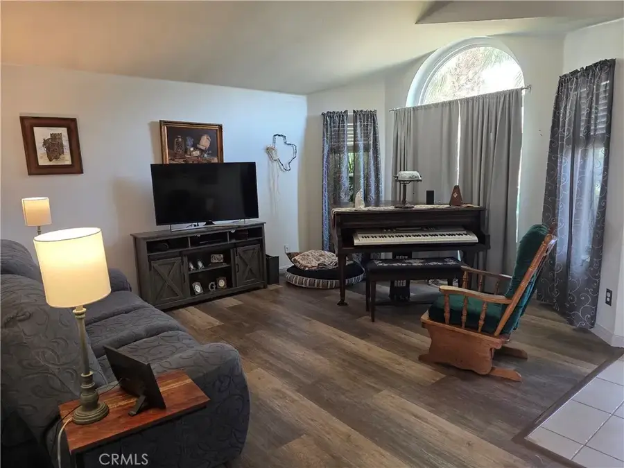 3525 Fernwood, Rosamond, CA 93560 - #2