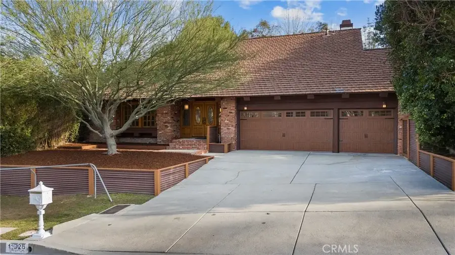 11926 Rexbon, Granada Hills, CA 91344 - #3