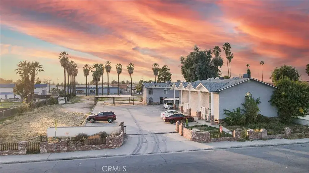 4023 O Street, Bakersfield, CA 93301 - #1