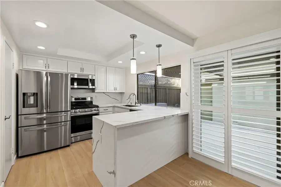 9833 Karmont, South Gate, CA 90280 - #3