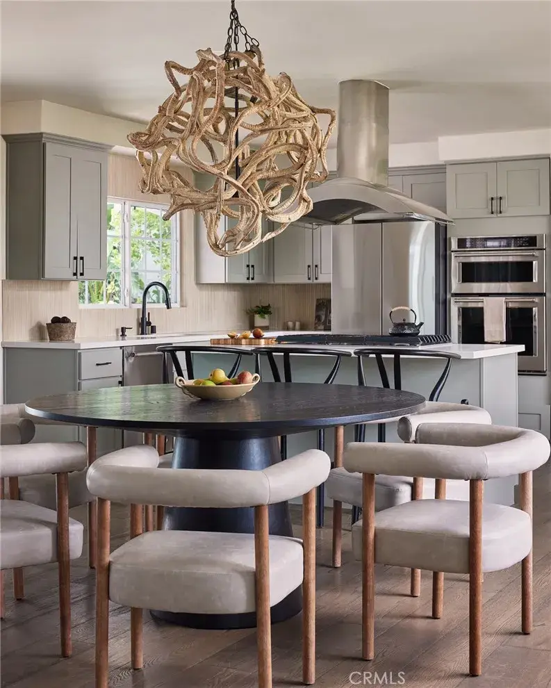 17856 Cathedral, Encino, CA 91316 - #1